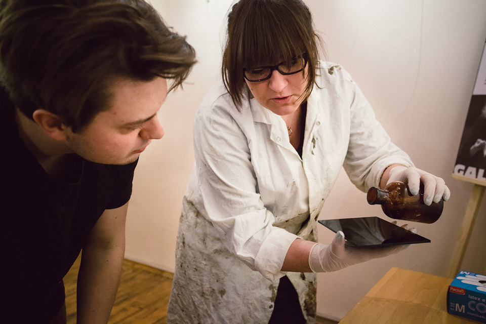 Warsztaty mokrego kolodionu Zdjęcia z warsztatów mokrego kolodionu | warsztaty-fotograficzne.org | grudzień 2013