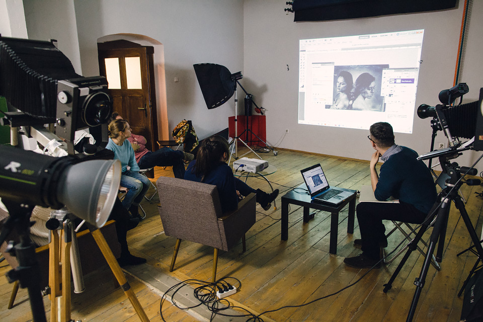 Warsztaty mokrego kolodionu Zdjęcia z warsztatów mokrego kolodionu | warsztaty-fotograficzne.org | grudzień 2013